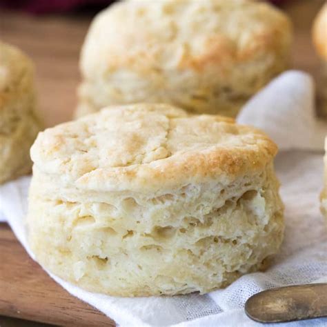Ready in under 25 minutes, no mixer, no rolling pin, no <b>biscuit</b> cutters required! These simple drop <b>biscuits</b> make a great quick and easy side dish for any dinner! 4. . Sugar spun run biscuits
